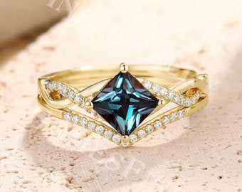 Alexandrite Braided Engagement Ring Set | Princess cut Alexandrite Yellow Gold Ring | Alexandrite Twist Ring | Vintage Unique Bridal Set