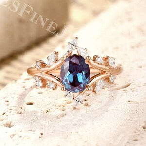 Vintage Floral Alexandrite Engagement Ring | Leaf Alexandrite Oval Ring | Diamond Cluster Ring | Nature Inspired Ring | Rose Gold Ring