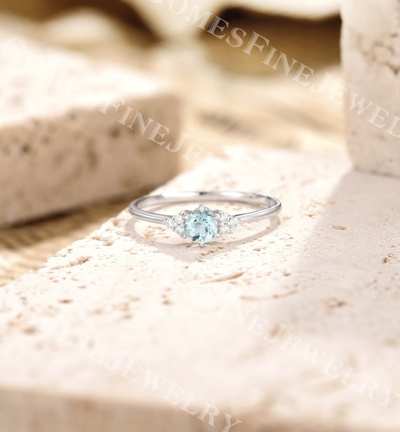 Dainty aquamarine ring deals