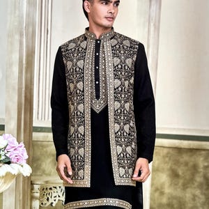 Black Embroidery Work Long Nehru Jacket Kurta Pajama Set, Modi Jacket for Man, Indian Ethnic Shrug Nehru Jacket with Kurta Pajama for Diwali