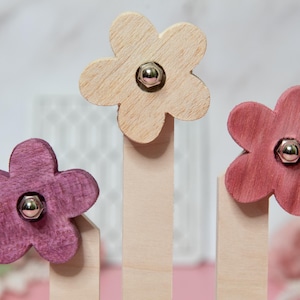 Replacement Set for PetStyle Flower Stand Flavored Balsa Chew Rabbits & Small Animals