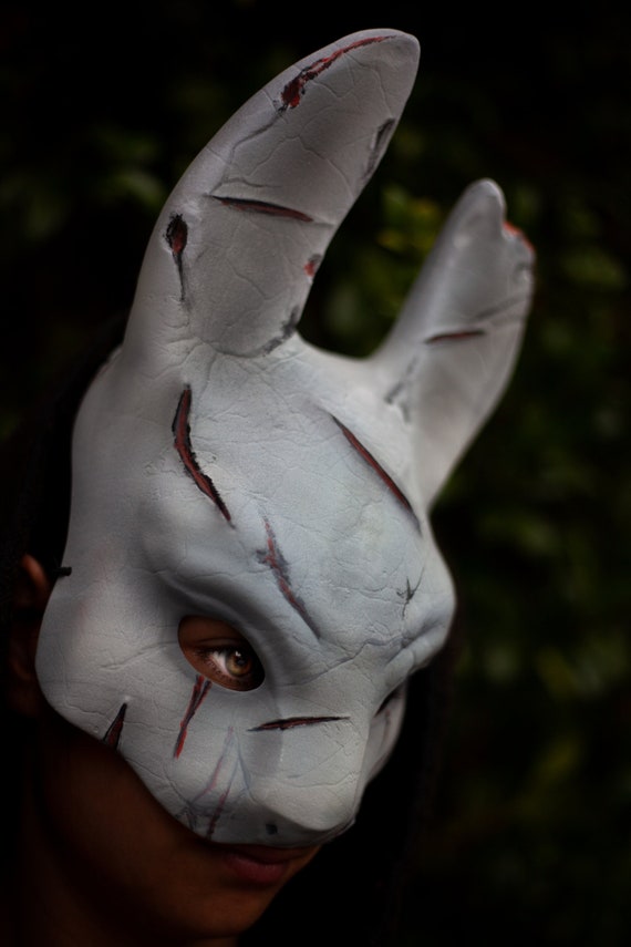 Scary Rabbit Half Face Mask With Big Teeth - Latex Halloween Costume Accessory