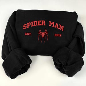 Sudadera bordada de superhéroe Spiderman, dibujo animado bordado, cuello redondo de tendencia, camiseta de Spiderman, regalo de cumpleaños, camiseta de fan de Marvel ECL131
