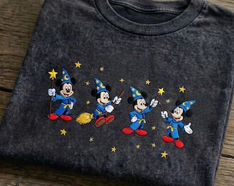 Camiseta bordada de Mickey Hechicero de Fantasía con lavado mineral, camiseta para viaje a Disneyland, camiseta de Mickey Mago, camiseta a juego para la familia, regalo para fans