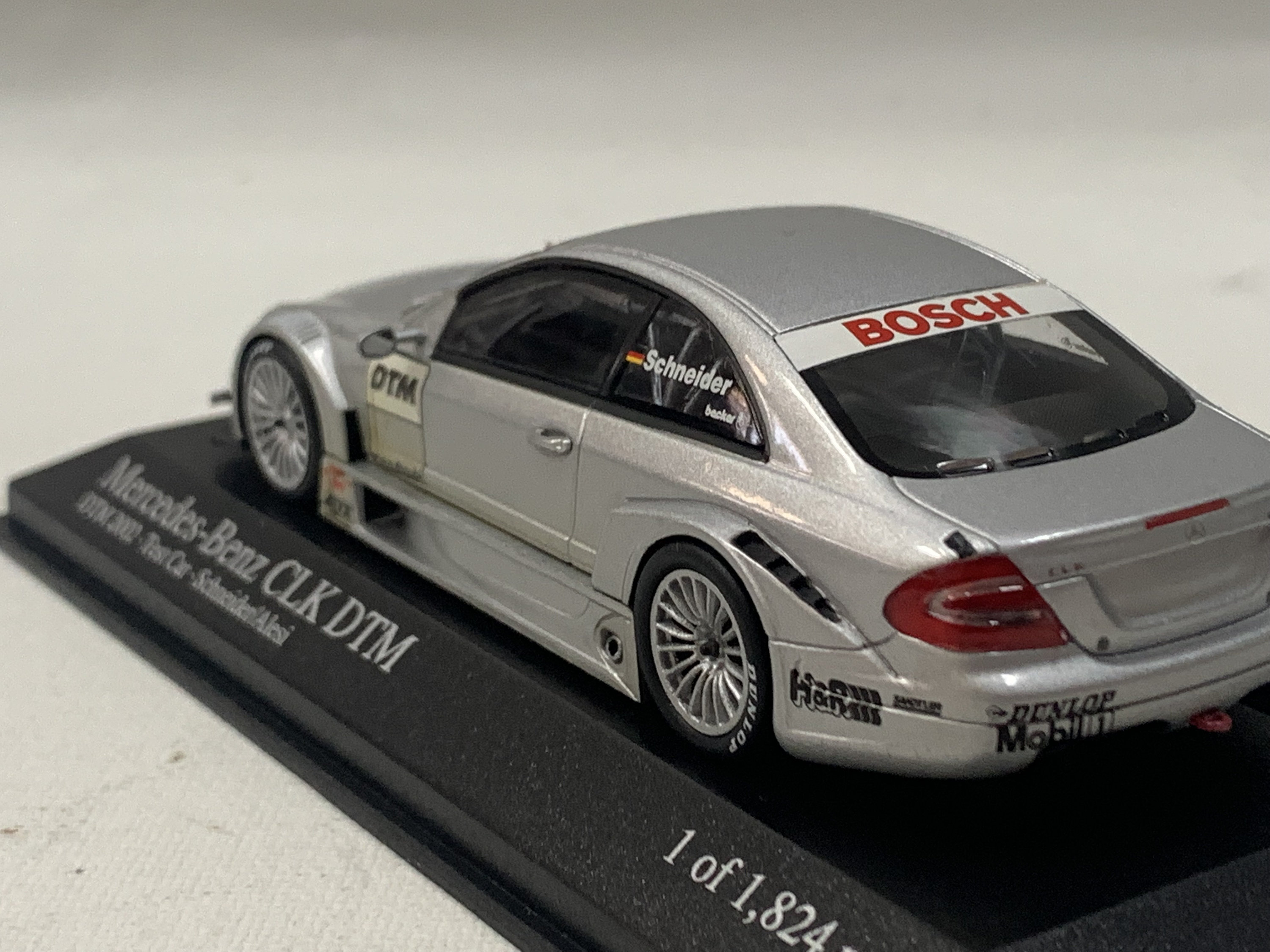 Miniatura Carro Mercedes Benz CLK Coupé - #6 M.Faessler - DTM 2002 Team Warsteiner Amg 1 43 Minichamps 400023206