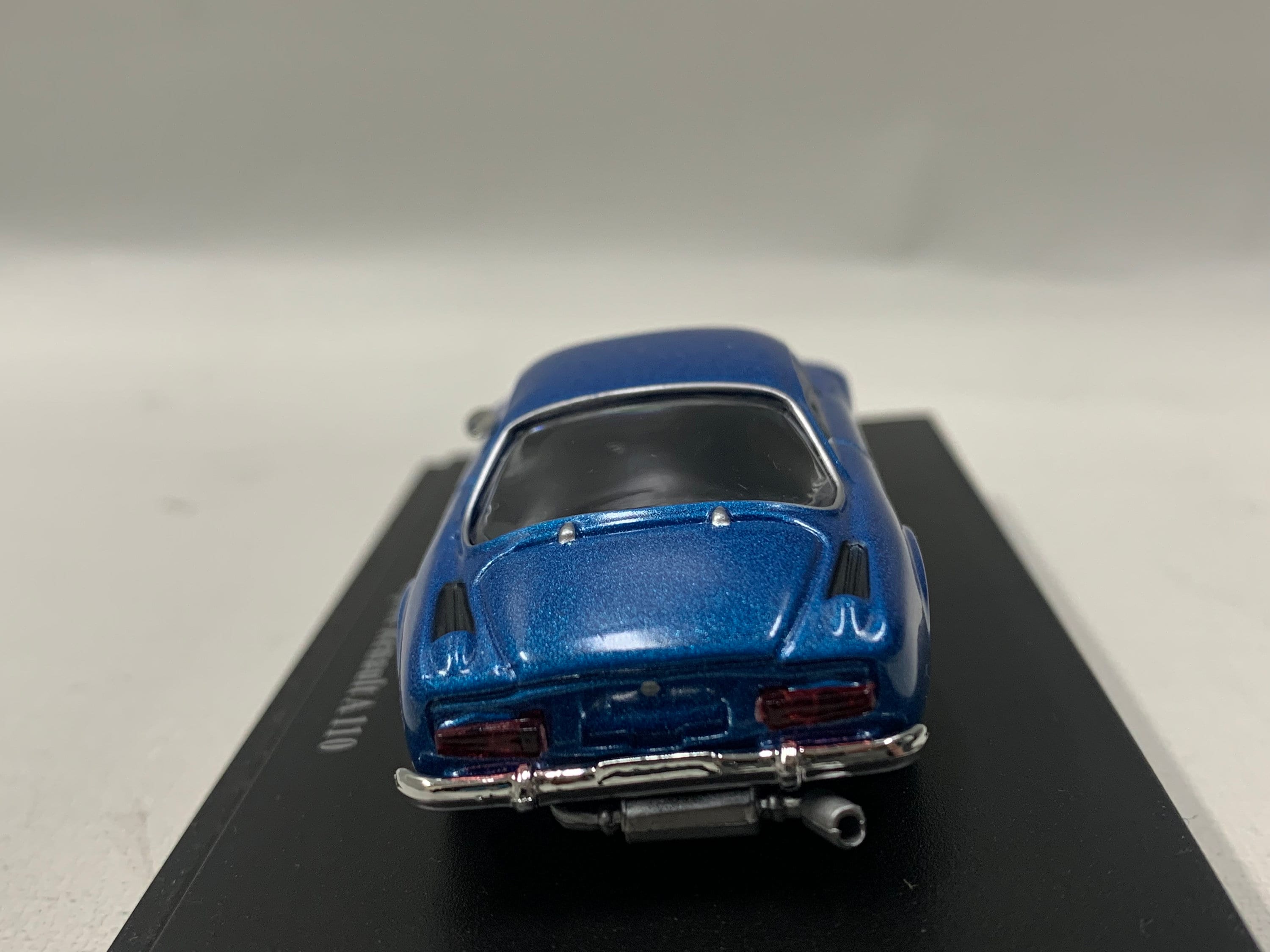 Figurine Renault Alpine A110 1/43 – Universal Hobbies, édition Le Mans 1986