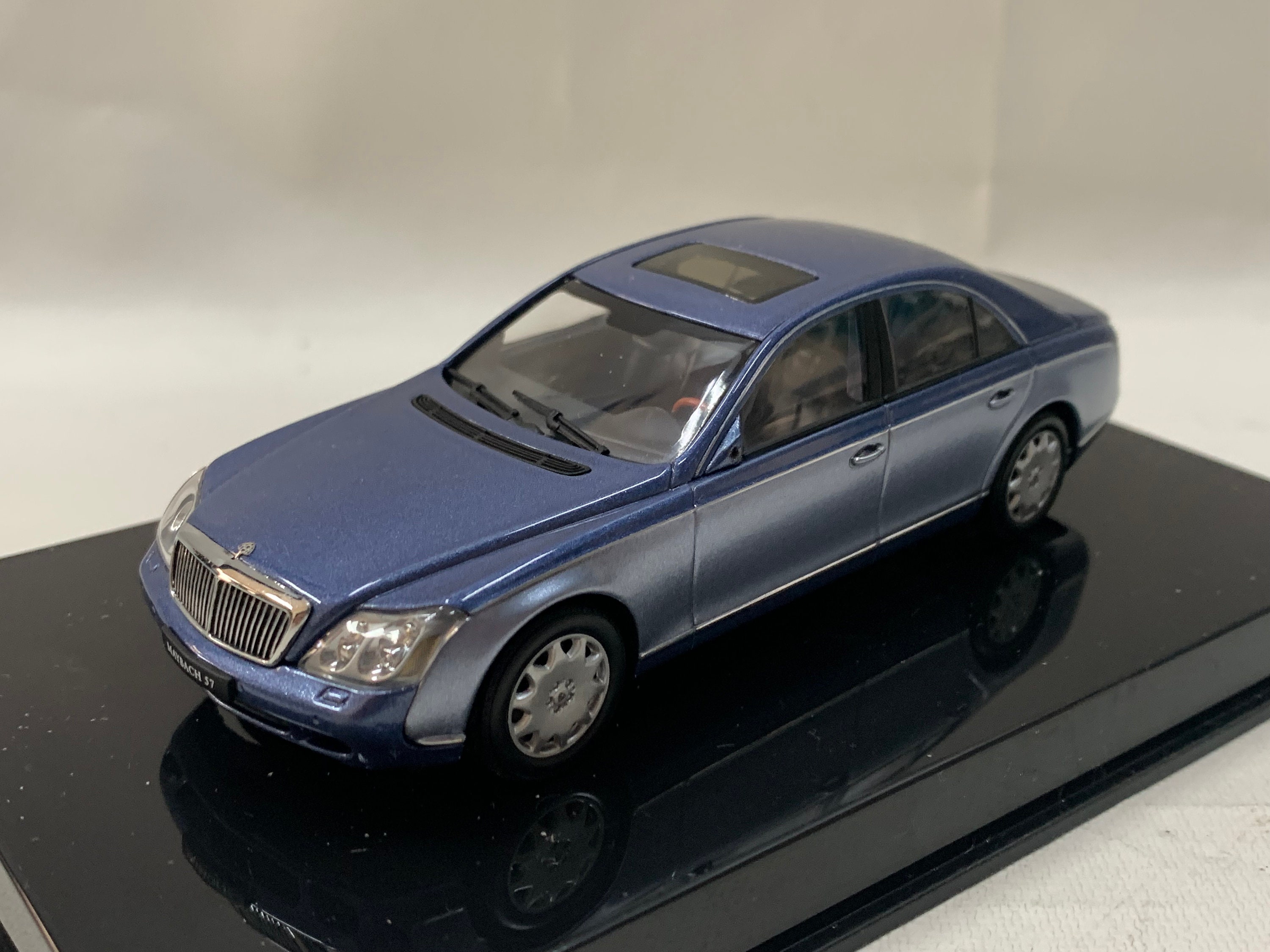 Autoart 1/43 MAYBACH 57 (light Blue/silver) - Etsy