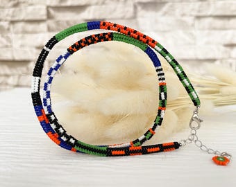 Handwoven Seed Bead Choker: Boho Checkered Necklace