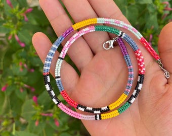 Multicolor Seed Bead Choker, Adjustable Dainty Necklace, Minimalist Layering Jewelry, Gift for Her