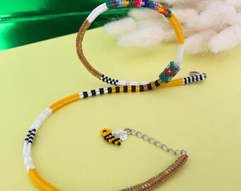 Miyuki Beaded Necklace: Handwoven Bee & Honeycomb Floral Design