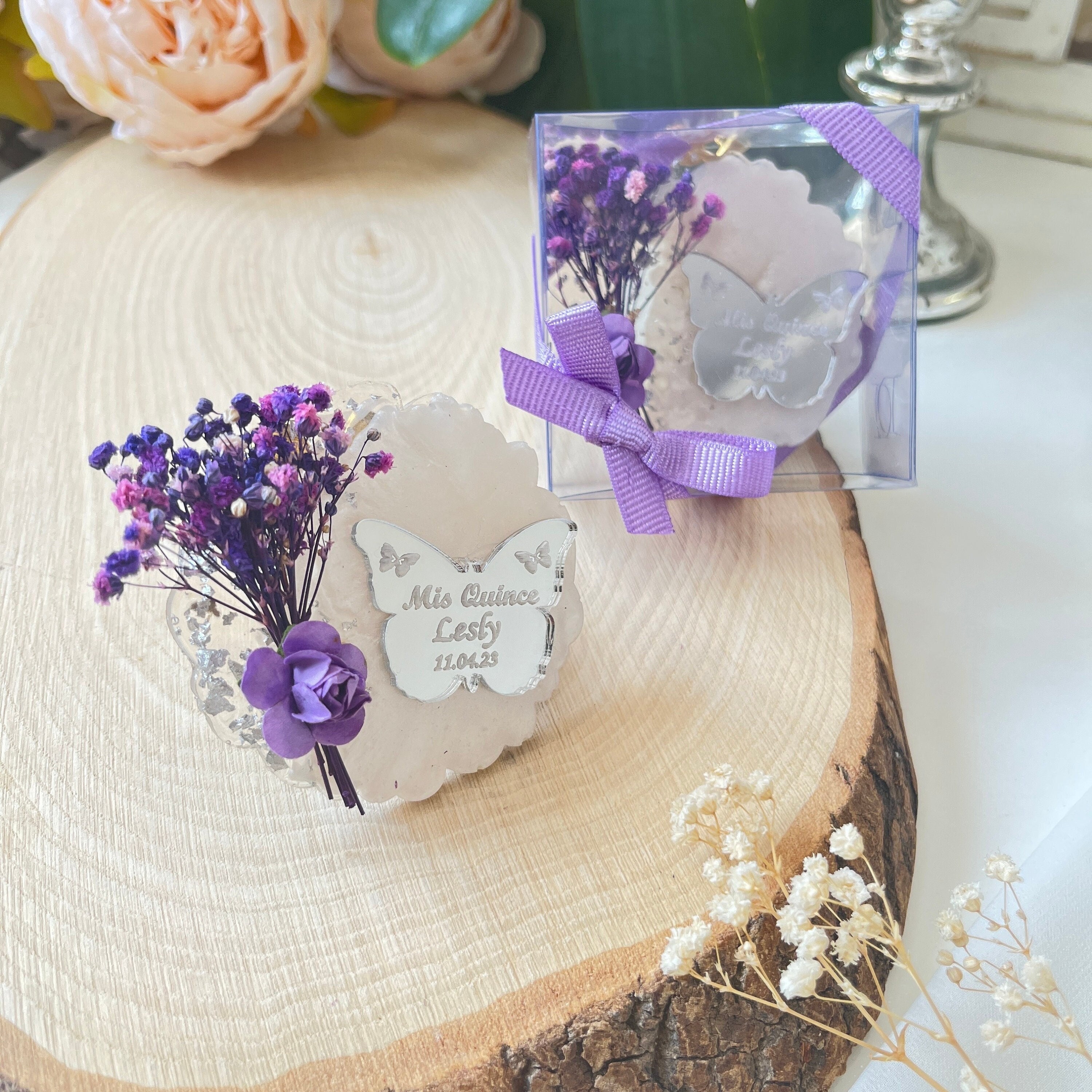 Luxury Floral Mis Quince Favor, Butterfly Sweet 16 Gift, Purple Floral Resin Magnet, Mis 15 Anos Quinceanera Keepsake, Thank You Favor Guest