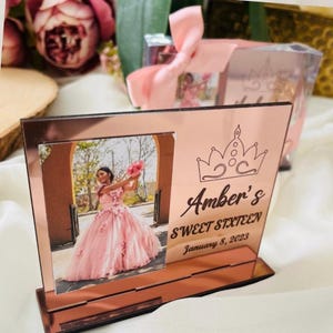Quinceanera Frame Favors, Mis XV Rose Gold Photo Gift, Sweet 16 Acrylic Frame Present, Custom Pictures Quince Gifts, Sweet 15 Photo Favors