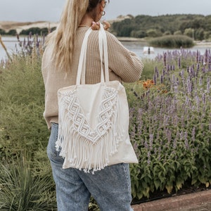 Boho shopping bag, Macrame tote bag, Canvas shoulder bag, Boho beach bag in white