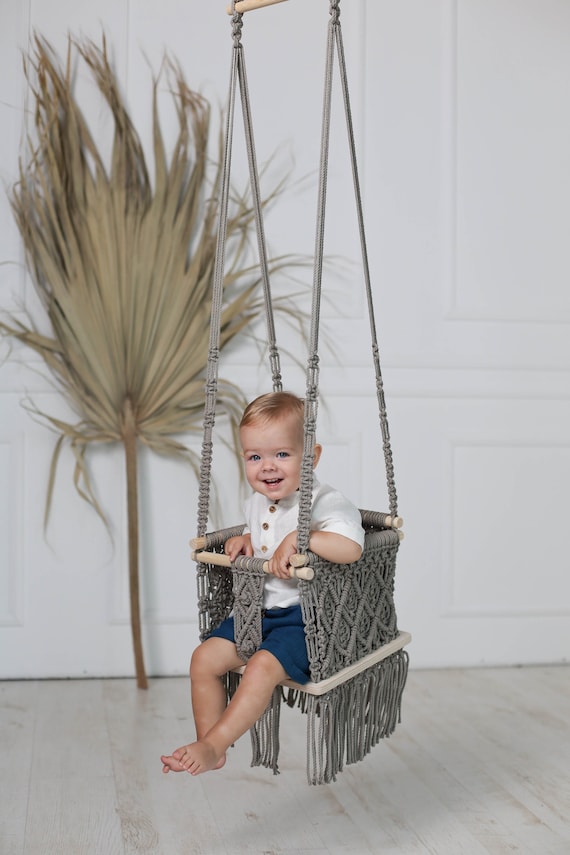 Balançoire d'intérieur pour bébé en macramé Balançoire d'intérieur