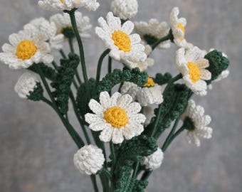 Crochet Daisy Flower Pattern: DIY Bouquet Tutorial (PDF Download + Video Link)