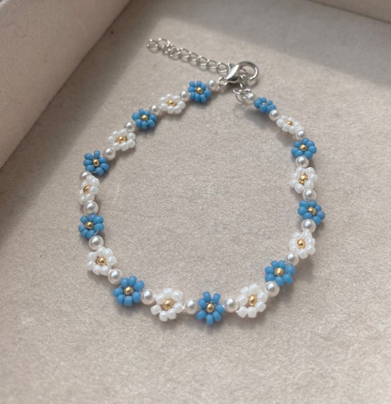 Beaded Flower Bracelet Daisy Bracelet Blue Floral Bracelet Aesthetic Flower Bracelet Birthday Gift Gift for Her