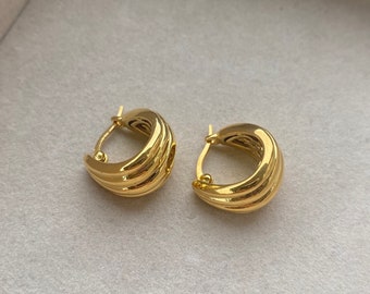 Gold Mini Croissant Hoop Earrings, Hoop Earrings, Gold Earrings, Birthday Gift, Gift for Her, Gold Hoops