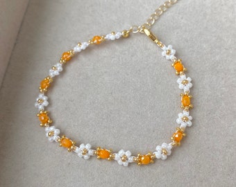 Pulsera de flores con cuentas, pulsera margarita, pulsera naranja, pulsera floral, pulsera de flores estética, regalo para ella, regalo de cumpleaños