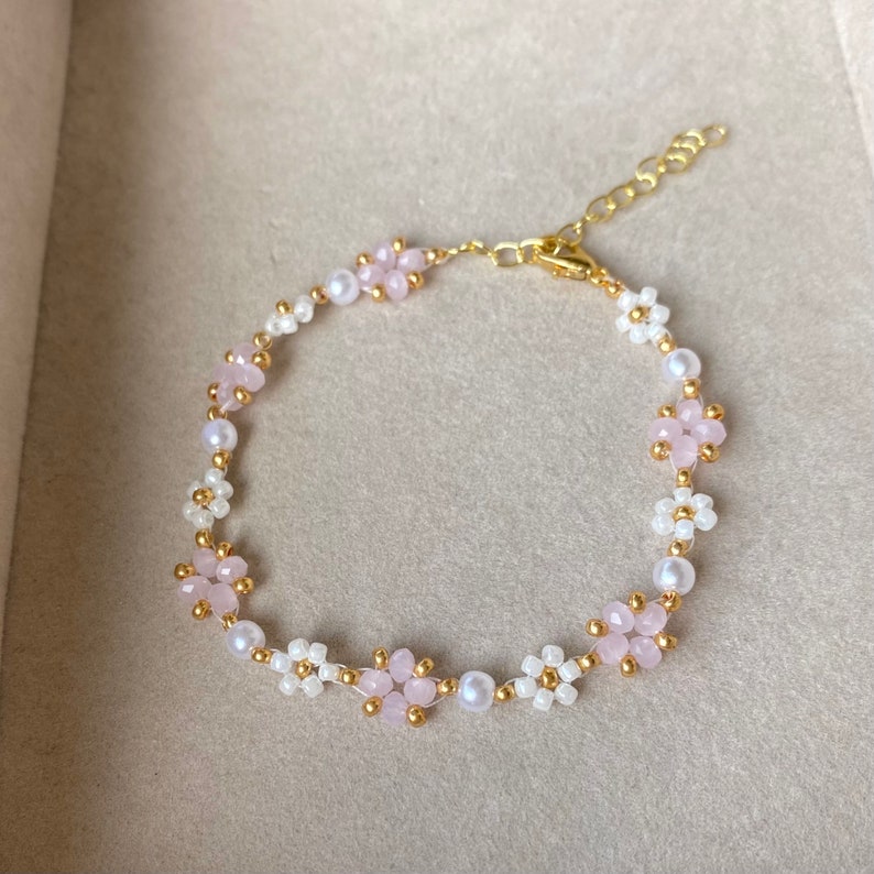 Beaded Flower Bracelet, Daisy Bracelet, Handmade Bracelet, Aesthetic Flower Bracelet, Gifts For Her, Birthday Gift, Beaded Braclet Gift zdjęcie 1