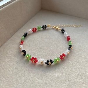 Red Beaded Flower Bracelet, Daisy Bracelet, Handmade Bracelet, Aesthetic Flower Bracelet, Gifts For Her, Birthday Gift, Beaded Braclet Gift