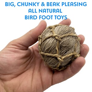 M&M Bird Toys 5056 Medium Natural Vine Balls - Pack Of 12 Chewable Foot Toys For Parrots - View #3