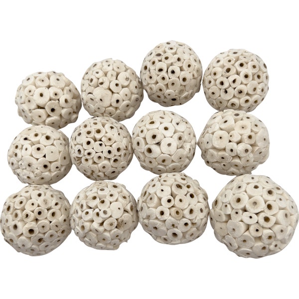 5104 Small Sola Balls - Handmade Natural Sola Wood Bird Foot Toys, Easy to Chew and Shred, Break Apart by Hand, Stick Treats Inside, Unique