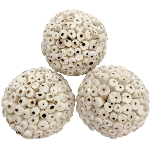 5107 Mega 4 Inch Sola Ball - Assorted pack sizes, Handcrafted from air dried sola wood pieces, A chewing delight for large size pet birds