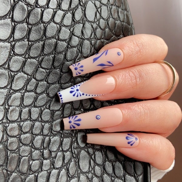 Dark blue leaf and eye press on nails | Abstract pattern | Unique holiday nails | Set of 10 handmade custom fake nails | Gel glue ons UK