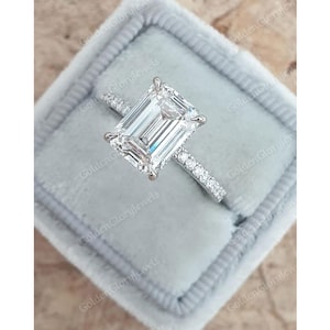 4.2ct Emerald Cut Engagement Rings Hidden Halo Moissanite Engagement Ring Vintage White Gold Bridal Set Emerald Wedding Ring Pave Gold Ring