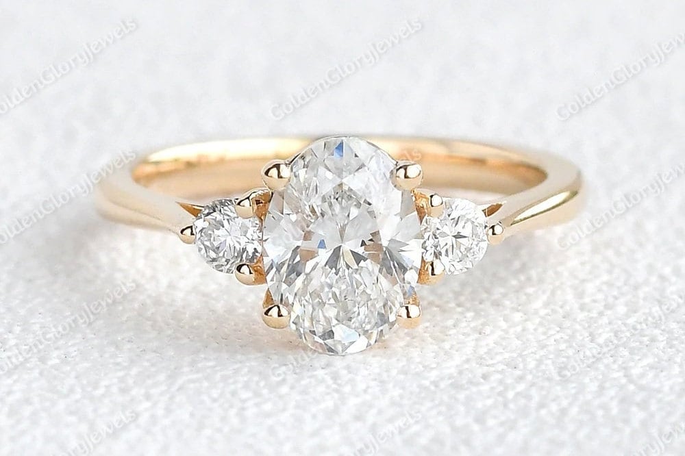 1ct Oval Cut Moissanite Engagement Ring, Oval Three Stone Moissanite Ring, Solid Gold Ring, Anniversary Gift Ring, Bridal Ring, Daily Ring