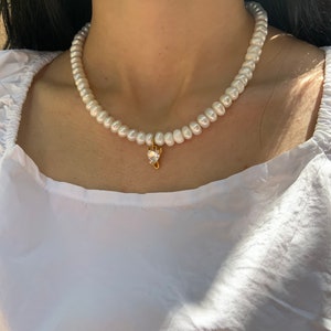 Valentine’s Day gift Real Freshwater Pearl Necklace, Christmas gift • Dainty Pearl Necklace • Bridesmaids Gifts • Gift for Mom  gift for he