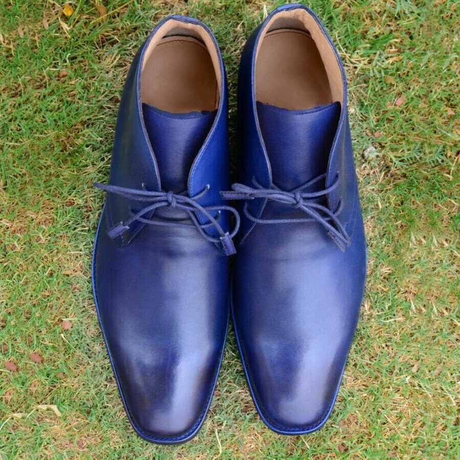 mens navy chukka boots