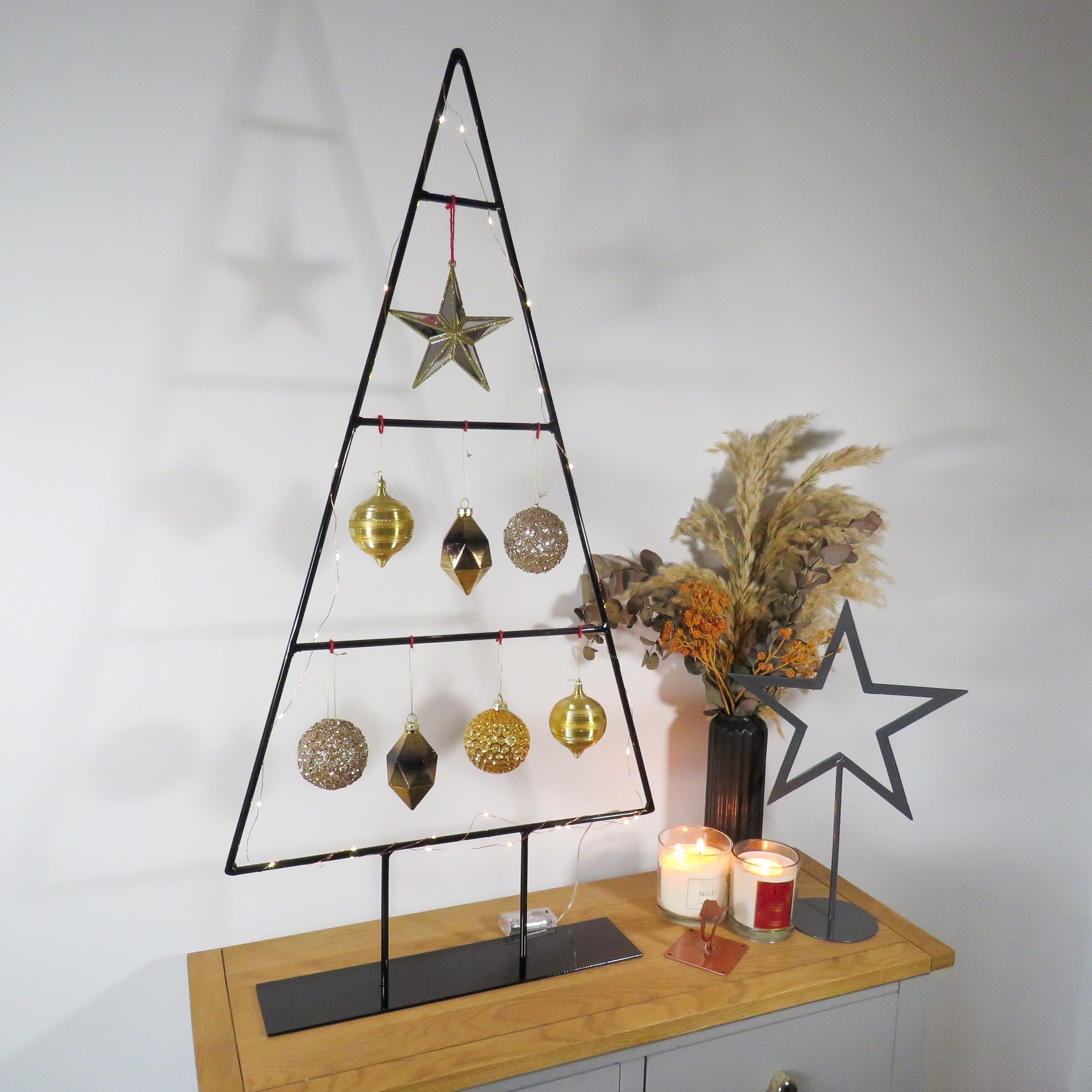 Stunning Wire Frame Christmas Trees: Simple Diy Projects For All Skill Levels - 5yx0pe2