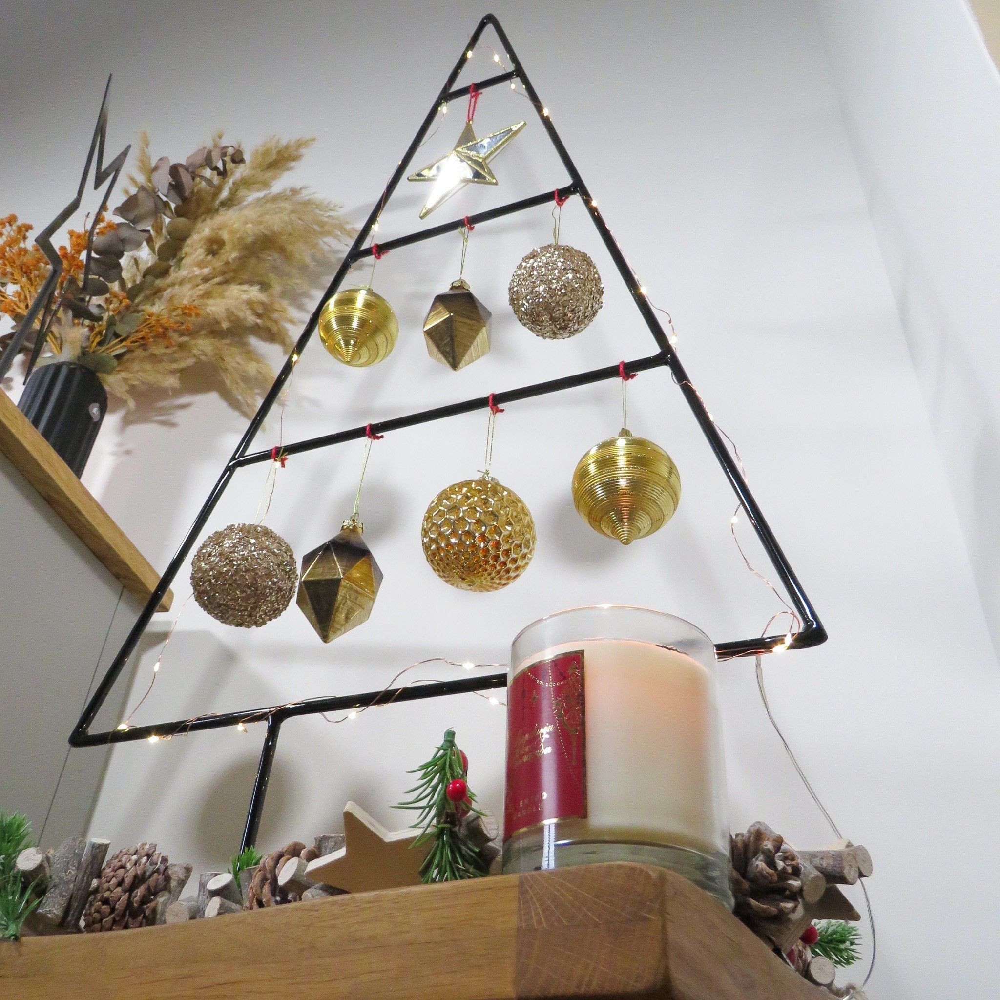 Stunning Wire Frame Christmas Trees: Simple Diy Projects For All Skill Levels - v1nbu8y
