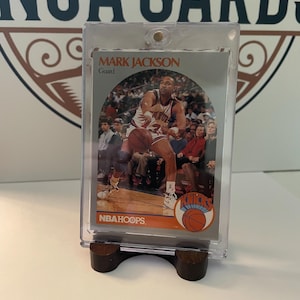 Les frères Menendez photographiés sur une carte de football Mark Jackson de 1990