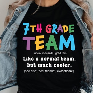 Définition de l'équipe de 7e année, Svg de professeur de septième année, Svg de l'équipe de notes, Svg de chemise de professeur de 7e année, Svg d'école, Cricut, Png pour sublimation