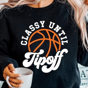 Elegante hasta el inicio del partido Svg, Baloncesto Vida Svg, Divertidos deportes Svg, Baloncesto Mamá Svg, Baloncesto Animar Svg, Baloncesto Fan Svg Png Eps, Cricut