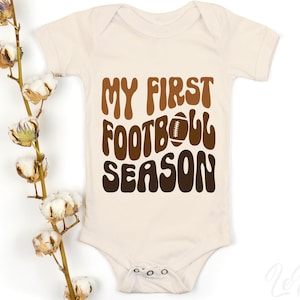 Fußball-Saison-Svg, Mein erster Spieltag-Svg, Fußball-Baby-Svg, Fußball-Schwangerschaftsankündigung, Fußballsaison-Svg, Sublimationsanhänger