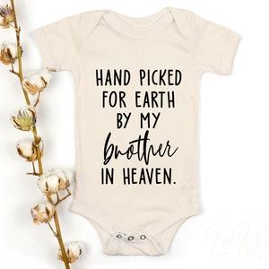 Escolhido a dedo para a terra por meu irmão no céu Svg, Angel Brother Svg, Newborn Svg, Baby Shower Svg, Loving Memory Cricut, Sublimation Png