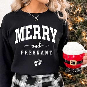Feliz e Grávida Svg, Arquivo de Corte da Mamãe, Anúncio de Gravidez de Natal, Mamãe de Natal Svg, Revelação de Gravidez de Natal Svg Png, Cricut