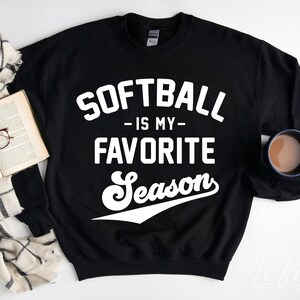Softball é minha temporada favorita Svg, Softball Mom Svg, Softball Shirt Svg, Softball Team, Cricut Cut File, Silhouette, Svg Png Eps
