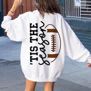 Esta é a temporada de futebol Svg Png, Design de camisa de temporada de futebol de outono, Sublimação de dia de jogo Png, Esportes engraçados de outono Svg para Cricut
