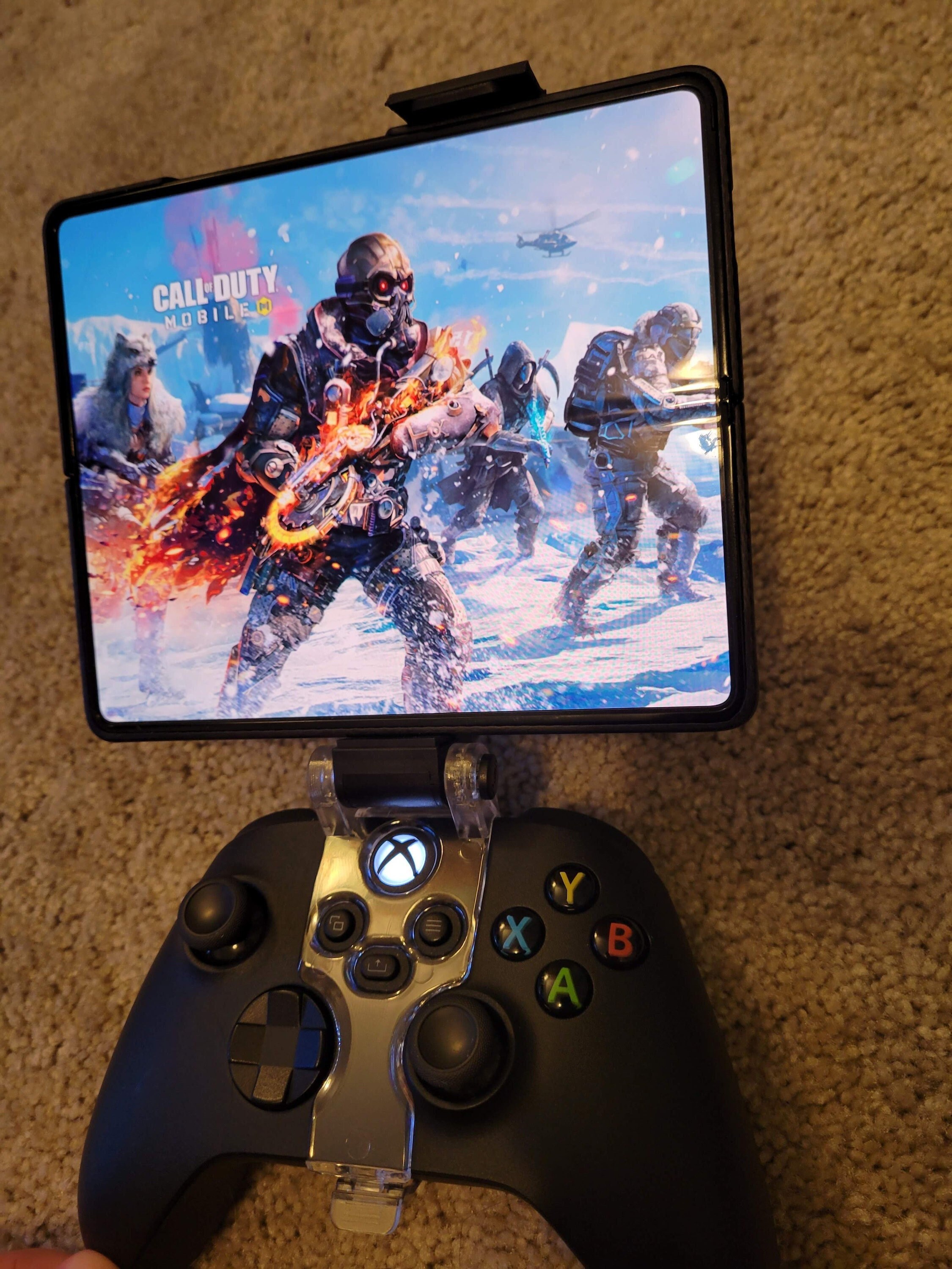 Samsung Galaxy Z Fold 1,2,3,4,5 Xbox Series X & S Controller Mount/clip