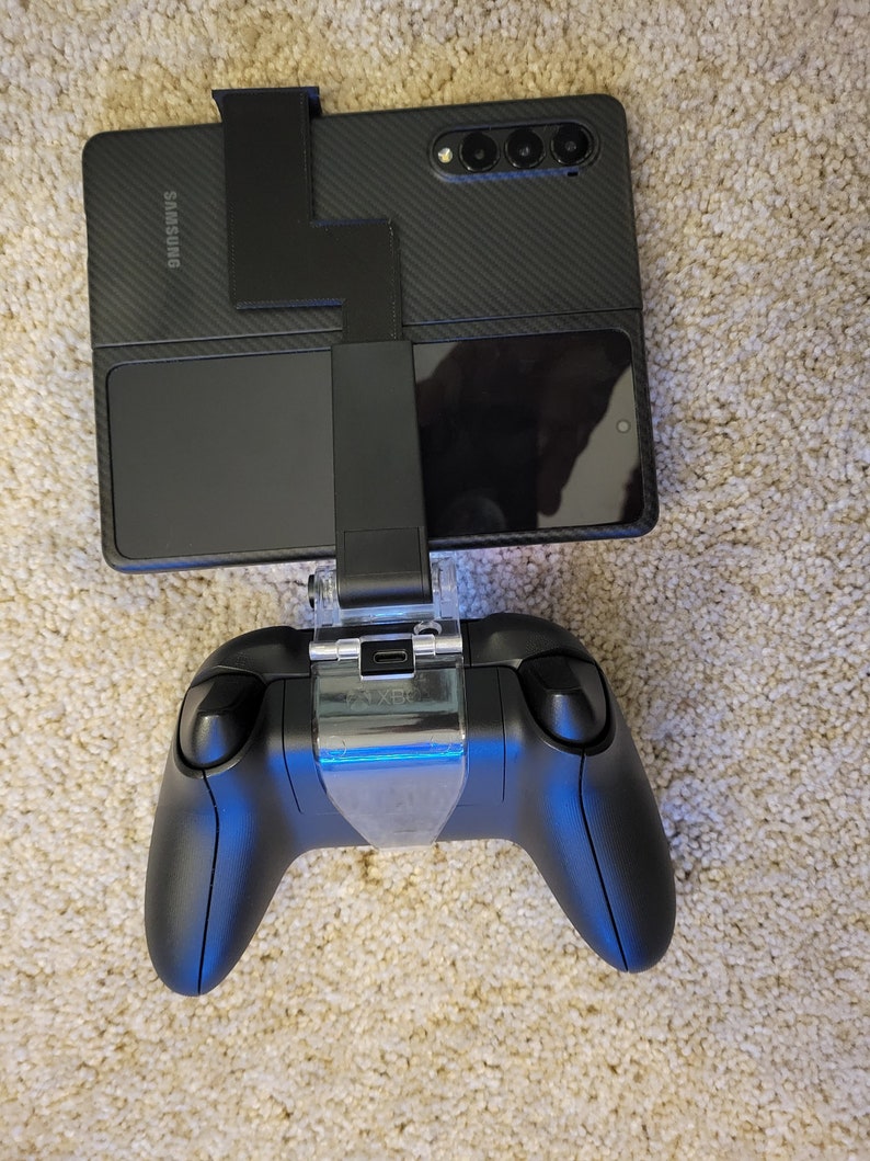 Samsung Galaxy Z Fold 1,2,3,4,5 Xbox Series X & S Controller Mount/clip
