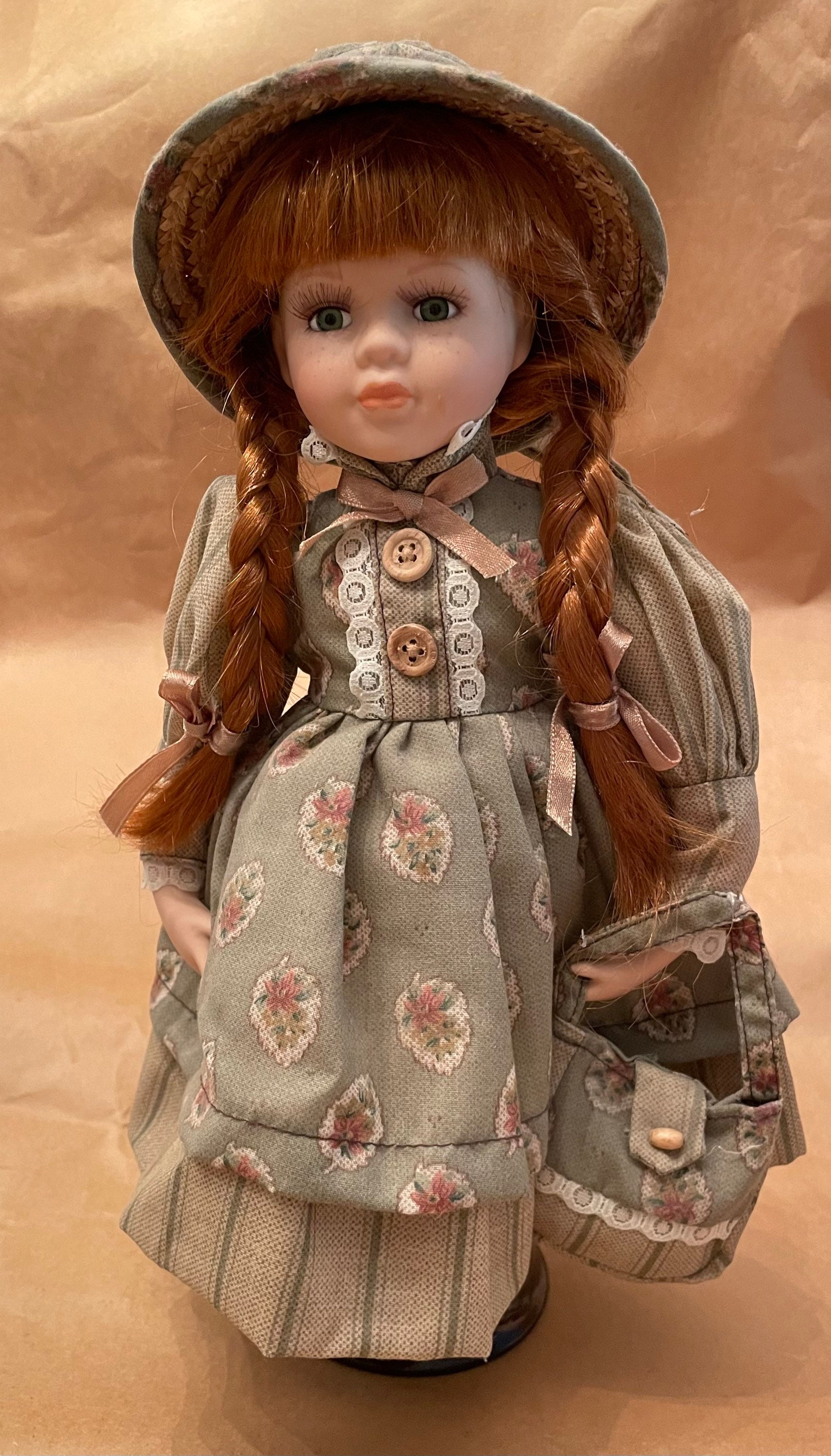 Anne of Green Gables Figurine - Etsy