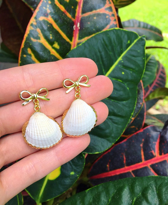 Gold Bow Seashell Earrings Clam Shell Earrings Natural Scallop