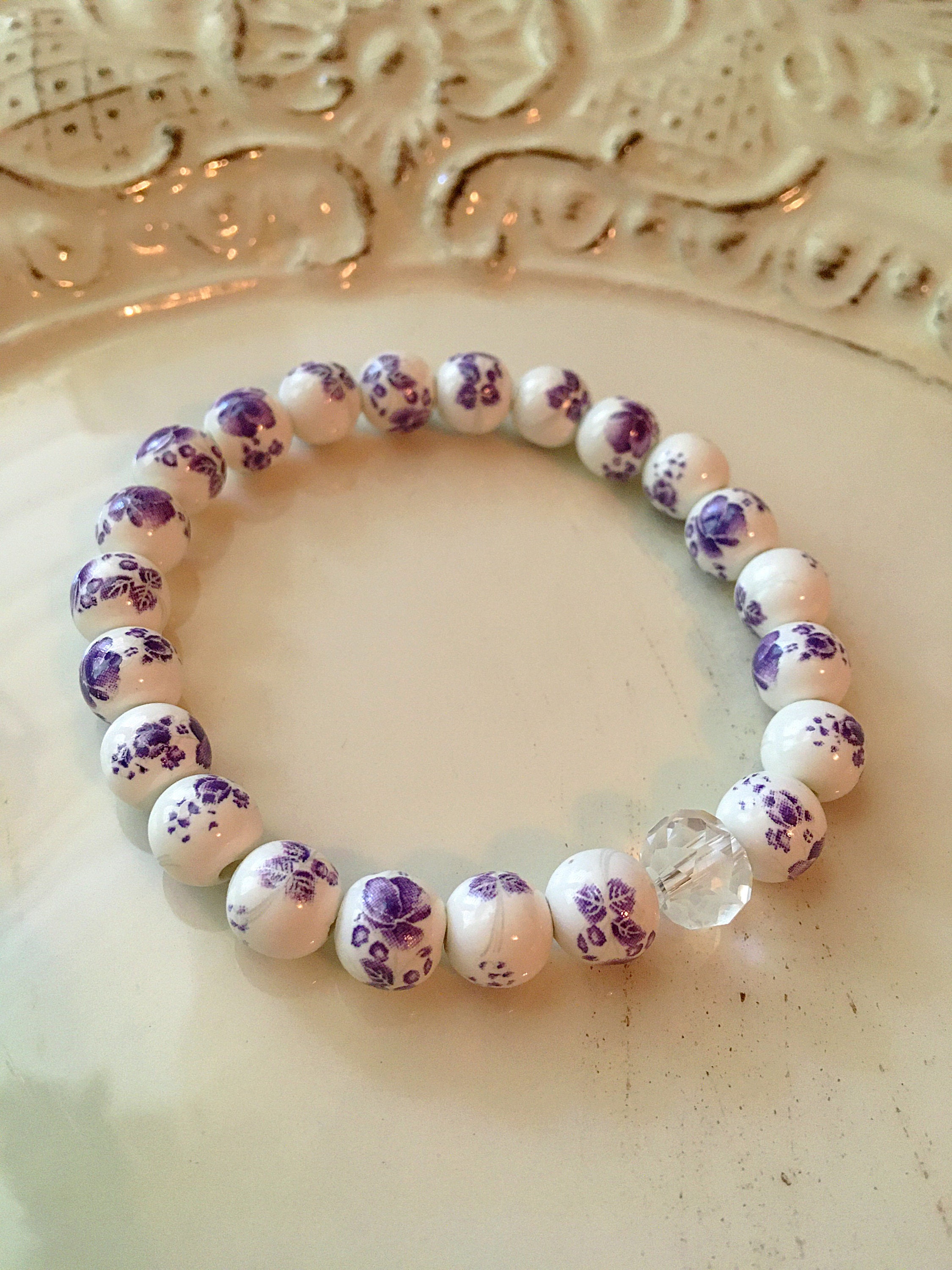 Purple Floral Chinoiserie Porcelain Bead Bracelet, Ceramic Flower Stretch Bracelet, Floral Jewelry, Coquette Jewelry, Cottagecore Bracelet