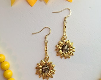 Gold Sunflower Earrings, Fairycore Earrings, Hippie Jewelry, Whimsigoth Earrings, Floral Earrings, Boho Earrings