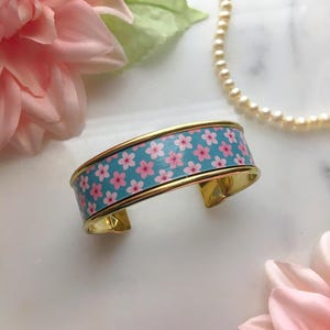 Sakura Flower Bracelet, Pink Floral Cuff Bracelet, Cherry Blossom Bracelet, Kawaii Bracelet, Japanese Flower Bracelet