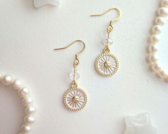Gold Sun Dangle Earrings, Celestial Fairycore Style, Boho Hippie Jewelry, Bohemian Earrings, 90s Whimsigoth Earrings